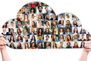 How to Build an Online Learning Community (In 2023) | LearnWorlds Blog